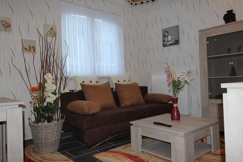 Ferienwohnung Orchidee Comines-Warneton Zimmer foto